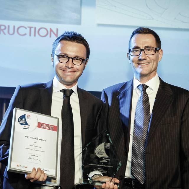 Monte Carlo Yachts receives “Innovation in a Production Process” award at the 2015 Boat Builders awards in Amsterdam