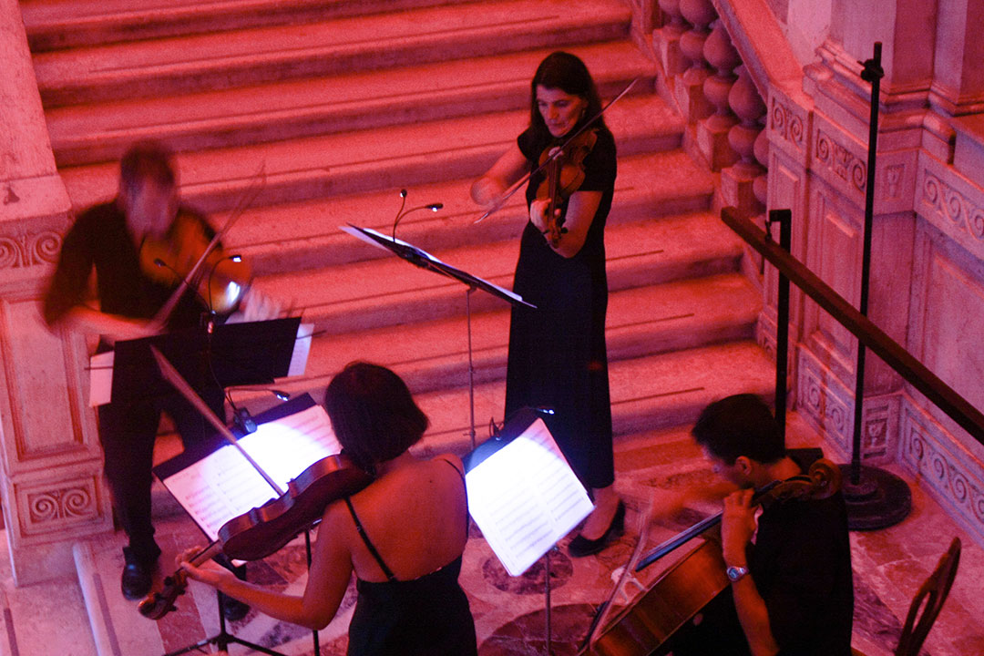 MCY 76 Worldwide Press Première