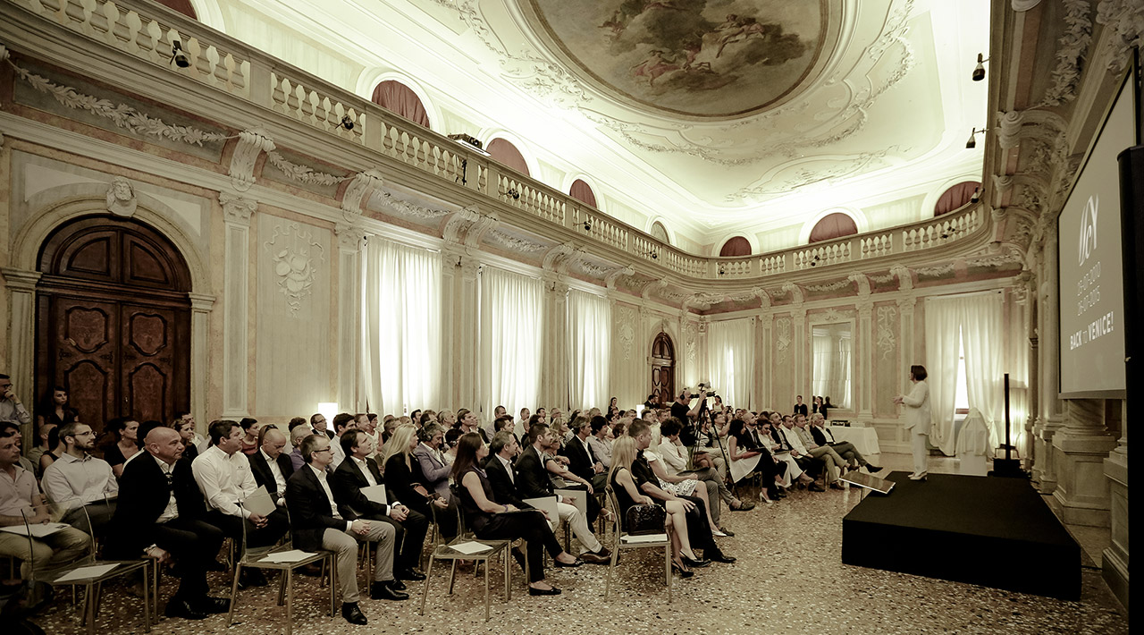 MCY 105 World Premiere