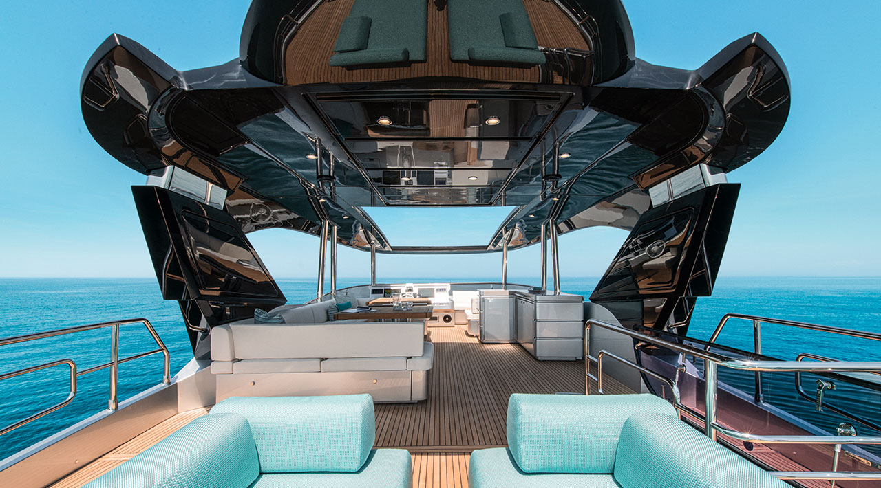 MCY 76 VSION - Exterior