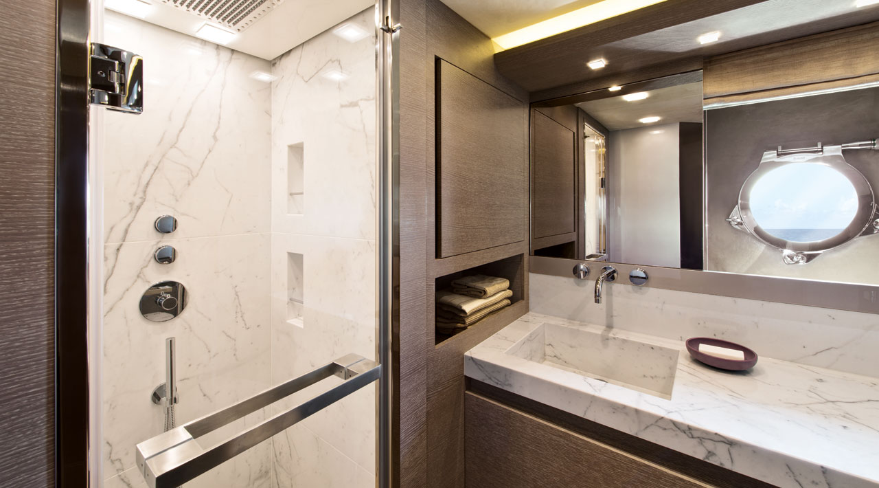 MCY 105 Guest  bathroom