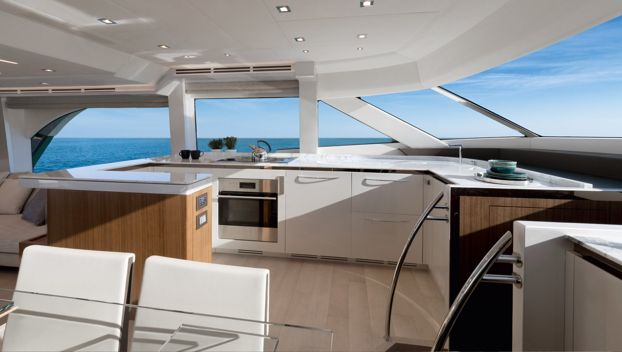 MCY 70 Skylounge Monte Carlo Yachts Yacht Di Lusso MCY 70 Skylounge Monte Carlo Yachts Yacht Di Lusso